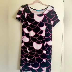 Tori Richard Honolulu, Size 4, Black, White, and Fuchsia Dress